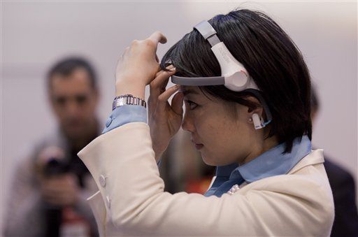 Mind-Reading Remote, Other CES Gizmos You Missed