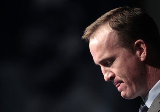 Look Out, Tebow: Peyton Manning Visits Broncos