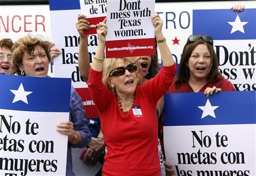 Judge: No Blocking Funds for Planned Parenthood