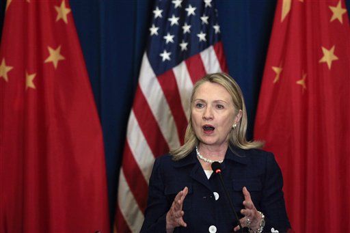 Clinton to N. Korea: Change, and We'll Work With You