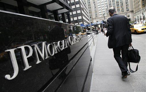 Shareholders Sue JPMorgan
