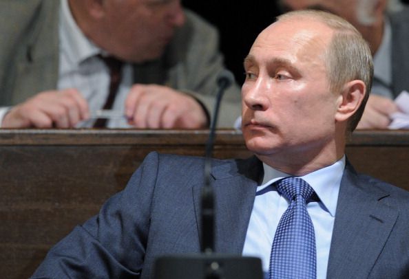 Putin Jacks Protester Fines to Hulking $9.5K