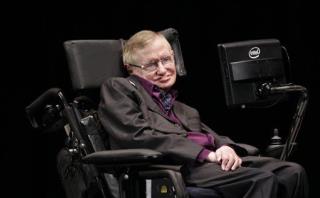 Hawking Loses $100 Bet Over Higgs Discovery
