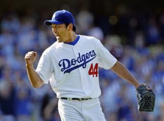 Dodger Pitching Silences Giant Bats in 5-0 Win