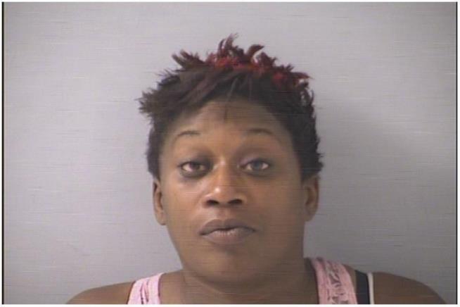 Woman Busted Trying to Break Into Jail