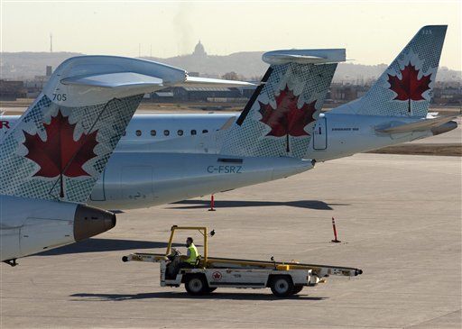 Now Air Canada Has Needle-in-Sandwich Incident