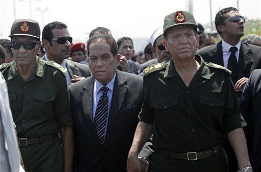 Egypt Deploys Troops, Tanks in Sinai Offensive