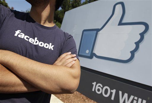 Facebook's Problem Isn't Zuckerberg, It's Peter Thiel