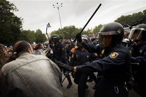 Huge March in Spain Protests Austerity Cuts