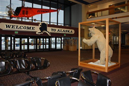 Alaska Airport Re-Opens After Bomb Threat