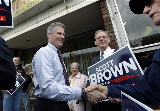 Scott Brown Pays Homeless to Be His 'Supporters'