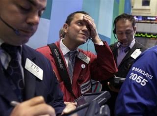 Dow Plunges 200 on Bad Earnings