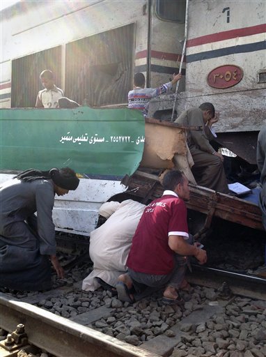 50 Kindergartners Killed in Egypt Bus-Train Crash