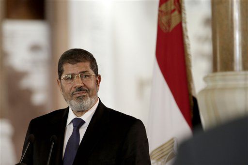 Egypt's Morsi Grants Himself Far-Reaching Powers