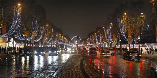Paris Weighs Ban to Darken City of Lights