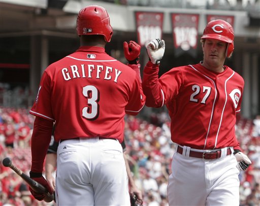 Griffey Hits No. 594 in Reds' Win Over Phillies