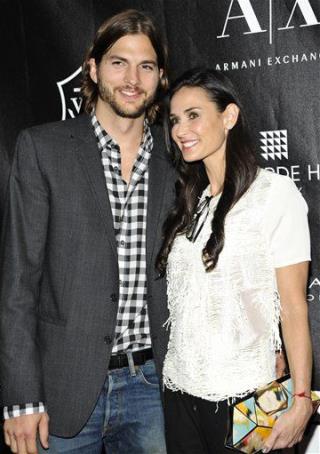 Kutcher Files for Divorce From Demi Moore
