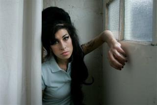 Winehouse Drank Herself to Death: 2nd Coroner