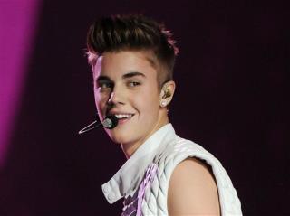 Ex-Bodyguard Sues Bieber, Says Singer ... Punched Him