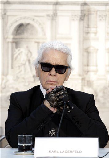 Lagerfeld Hates Michelle's Bangs