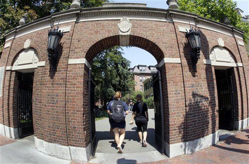 About 60 Harvard Students Withdraw in Cheating Inquiry