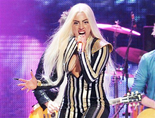 Lady Gaga Cancels Entire Tour
