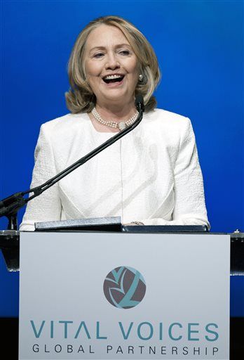 Clinton Inks Memoir Deal on Years at State