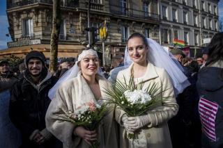 No. 14: Gay Marriage Now Legal in France