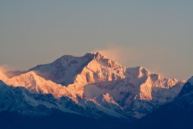 5 Climbers Feared Dead on World's 3rd-Highest Peak