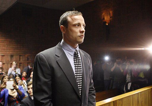 Pistorius Case Postponed After Brief Appearance