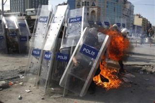 Police Storm Square at Heart of Turkish Protests
