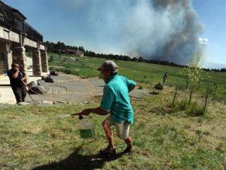 Colo. Fire Forces Evacuation of 900 Prisoners