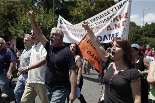 Greece Gets 3-Day Ultimatum
