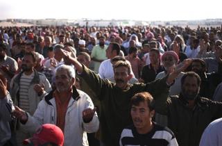20K Syrian Refugees Flood Iraq in 3 Days
