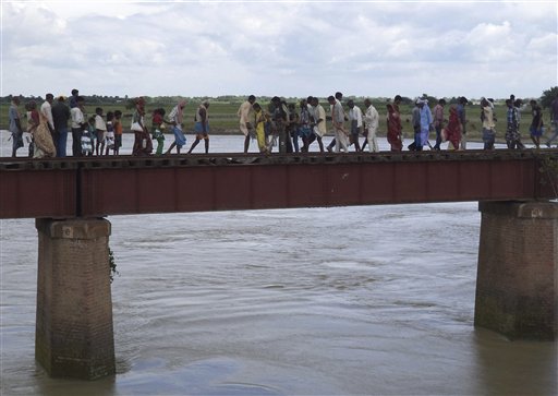37 Hindu Pilgrims Run Over, Killed by Train