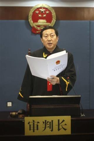 China Sentences Bo Xilai to Life