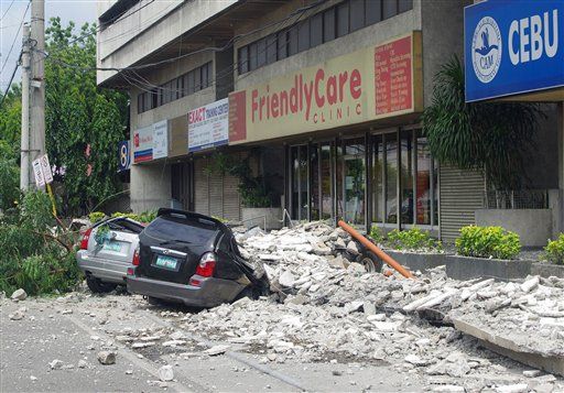 Major Quake Shakes Philippines