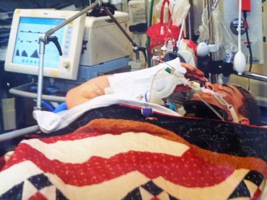Wounded Soldier's Salute Goes Viral