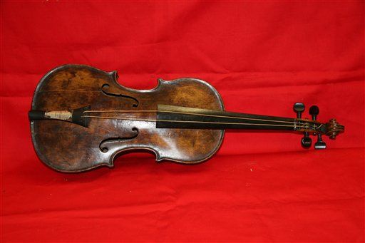 Titanic Violin Fetches 3 Times More Than Expected