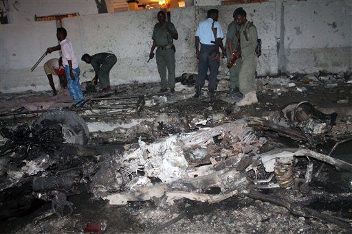 Car Bomb Near Somalia Hotel Leaves 4 Dead