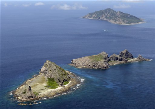 China Sets Up Defense Zone Over Disputed Islands