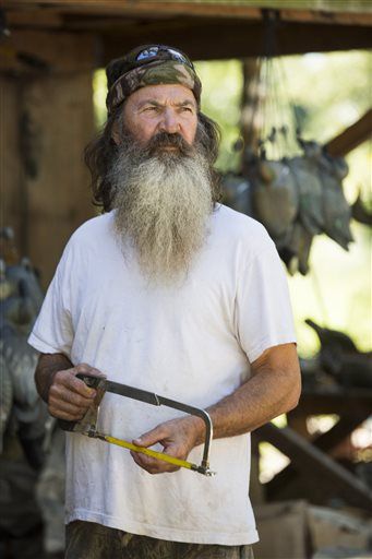 Suspension Over: A&E Brings Back Phil Robertson