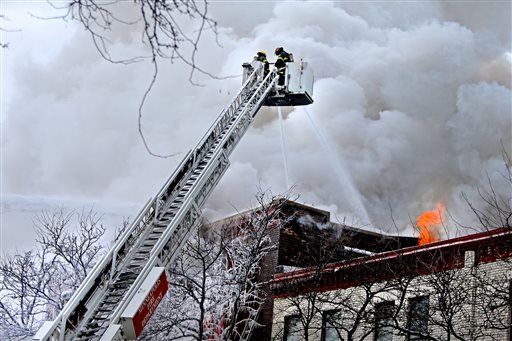 Building Explosion Injures 12 in Minneapolis