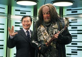 Lawmaker Resigns in Klingon