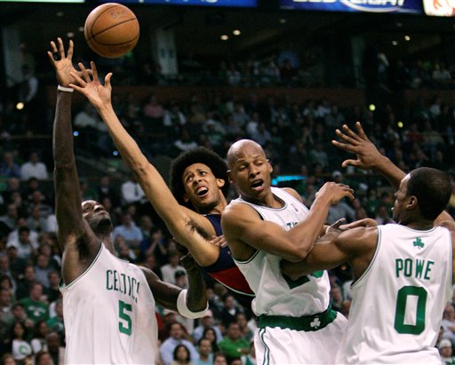 Allen, Garnett Lead Celtics to Win Over Hawks