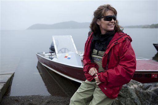 Palin: Take Fish Pics, Not Selfies