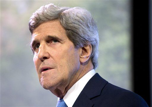 Kerry Rips Climate Change Deniers as 'Flat Earthers'