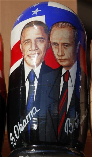 Putin Calls Obama to Talk Diplomatic Resolution