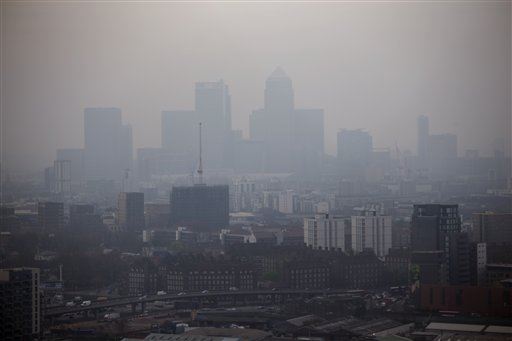 Saharan Dust Chokes London