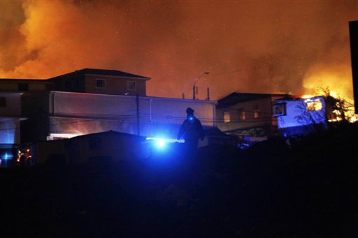 Forest Fire Rages Through Chilean Port City, Kills 4